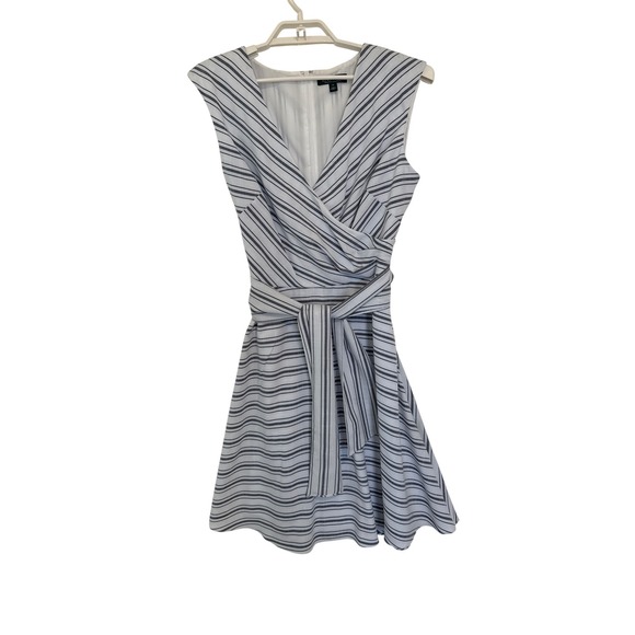 Lauren Ralph Lauren Striped Sleeveless Wrap Dress Size 12 - Picture 2 of 6
